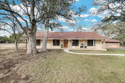 Image de Comal Cabin - A Birdy Vacation Rental