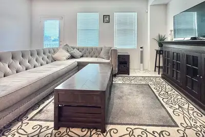4bedroom Condon in Oxnard collection.