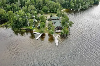 Image de Sunset Point Camps - Spectacular Mooselookmeguntic cabins, offering privacy & 2 beaches!