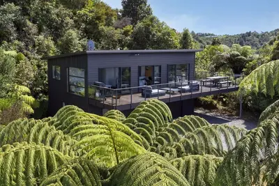 Image de Pukawa Bach Lake Taupo