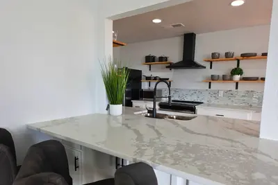 Image de Remodeled 3-bedroom Home with Pool