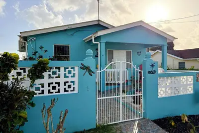 Image de fully furnished private home located in a quiet friendly neighbourhood.
