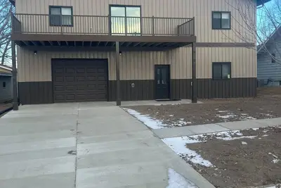 Image de Headquarters Lodge, Pollock’s newest lodging option, completed in January 2025