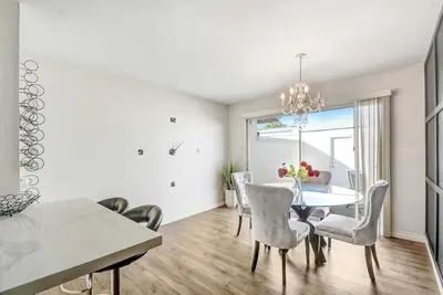 Image de 2 bedroom 1 bath beautiful condo in Placentia with WiFi, Ac and two car garage