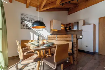 Image de Appartement confortable avec balcon