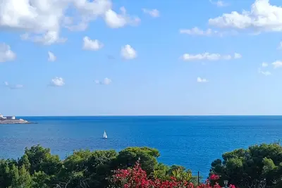 Appartement spacieux avec vue sur la mer