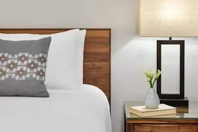 Image de 1 Great Hotel Room Aspen, Hot Tub, Ski/in/out!