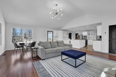 Image de This house is a 3 bedroom(s), 2 bathrooms, located in Chamblee, Ga.