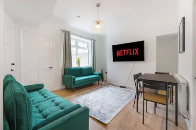 The Cosy Nest, 4 bed sleeps 7