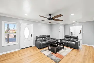 Image de Modern Private Retreat Minutes to La & Disneyland!