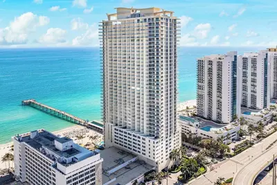 Luxurious 2bd w/ Direct OceanFront in Sunny Isles