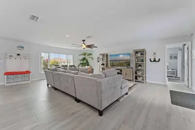 Image de Heated Pool - Fire Pit - Pets Allowed - By Beach - Family