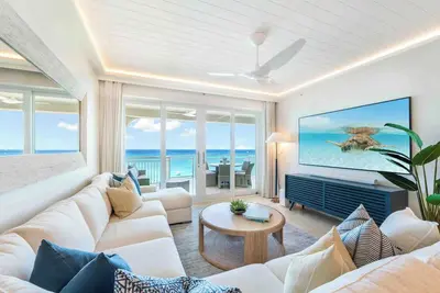 Image de Beachcomber 32 by Grand Cayman Villas