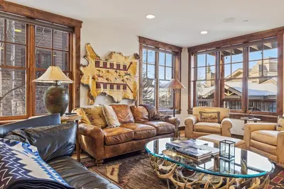 Image de Outpost: Grand View 5210 - A\/C and Close to Town!