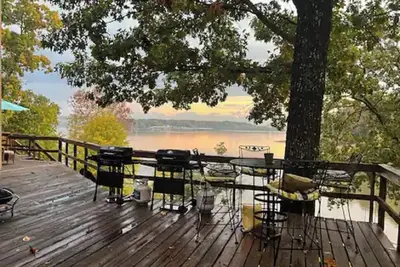 Image de Spectacular view of the bay with a private dock on Ky Lake Tn River condo