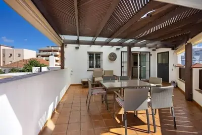 Image de V Centenario free parking by Staycare