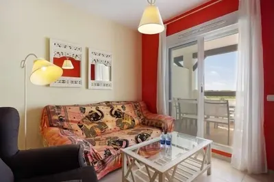 Image de Budha Candor free parking by Staycare