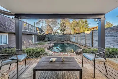 Image de Brookside \/ Walk to Shopping & Dining \/ King Bed \/ Pool