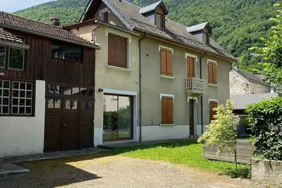Image de Magnifique maison au centre de Luchon à 200m de la Télécabine, parking privé!