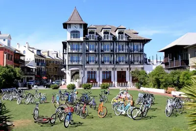 Image de Snowbird Stay Dec–Mar • Ask About Monthly Rates!