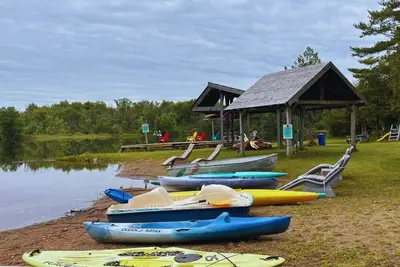 Lakefront Hideaway Resort