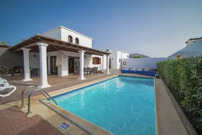 Image de Sophisticated Lanzarote Villa | Villa Mervella | 4 Bedrooms | Spacious Terrace Area & Private Pool | Playa Blanca