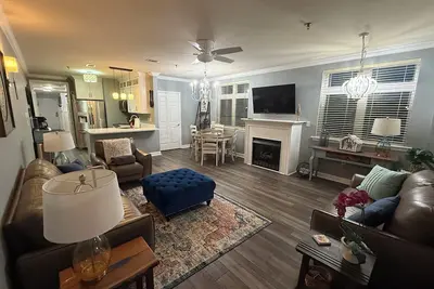 Image de Spacious Condo at Sml- Mariner's Landing