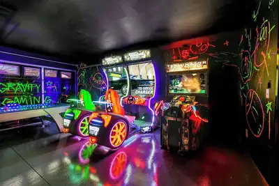 Twilight Tunes - Pool, Glowing Arcade Experience