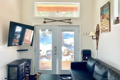 Image de Railway Cabin at Base Camp