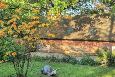 Image de 2 chambres à coucher à Hartfield