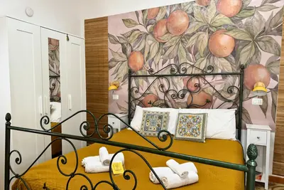 Image de Orange Lemon Center Palermo Quadruple