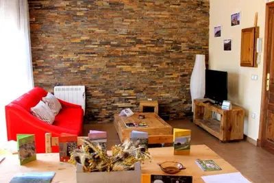 Image de Maison de campagne \"El Boj\" avec vue sur les montagnes, terrasse partagée et Wi-Fi