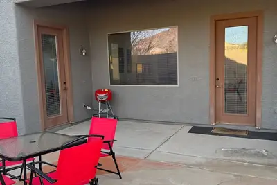 Image de Escape to Serenity: A Sunlit 4-Bedroom Haven Near Saguaro’s Cacti & Tucsons Gems