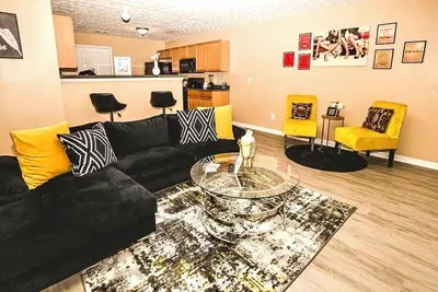 Image de Cozy 2-bedroom townhome Atlanta\/ Decatur 20 min from Airport and Downtown