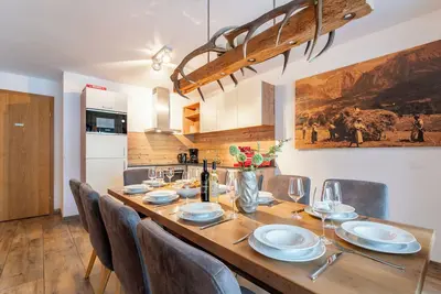 Image de Appartement familial avec bien-être partagé