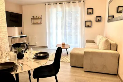 Image de Le Donzelot - Appartement rénové avec terrasse