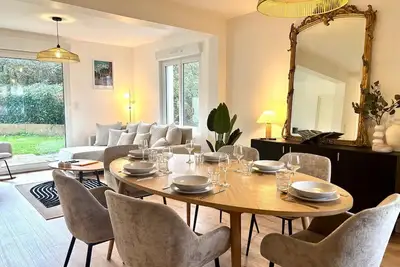 Image de Le Jouon  - Magnifique Maison de Ville avec Jardin