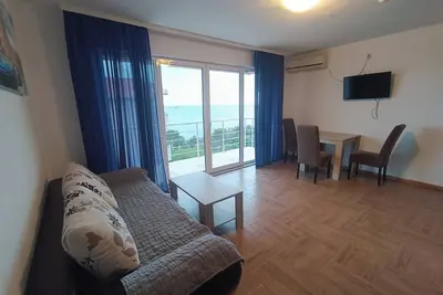 Appartement confortable avec vue sur la mer