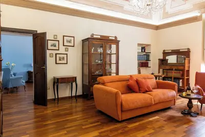 Image de The Fresco: Cozy, elegant and spacious apartment. Downtown Bevagna.