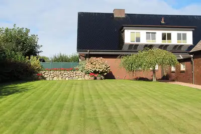 Image de Centrally located vacation apartment for 4 people in the heart of Wenningstedt