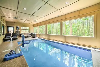 Image de Modern Luxury Cabin | Pool | Hot Tub | Theater