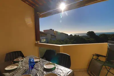 Image de Duplex 2 pièces avec terrasse, clim, tennis et Wifi