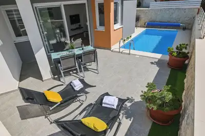 Image de Deluxe Two-Bedroom Apartment with Private Pool
