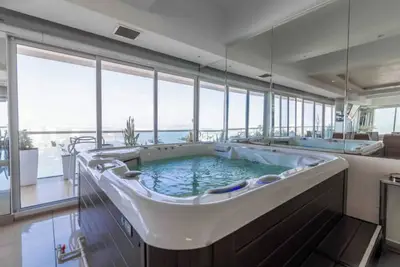 Image de Luxury \"Penthouse Hollywood\" in Boca Grande!