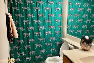 Image de Cozy 1Br/1Ba Condo - Convenient Location - Private Patio