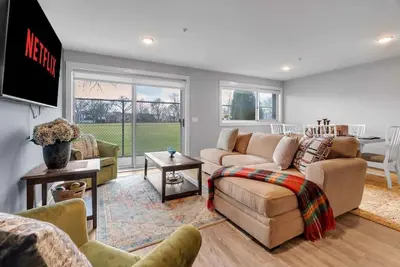 Image de Pristine Birmingham Retreat