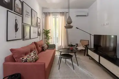Renovated Gem near Pedion Areos Park & Museums