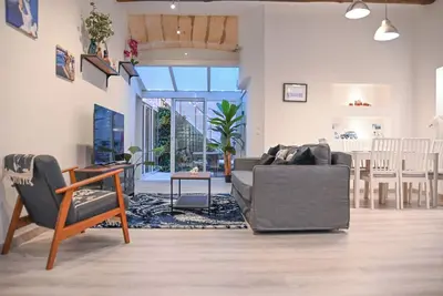 Image de Au cœur du Vieux-Port : 2 chambres & cour privée