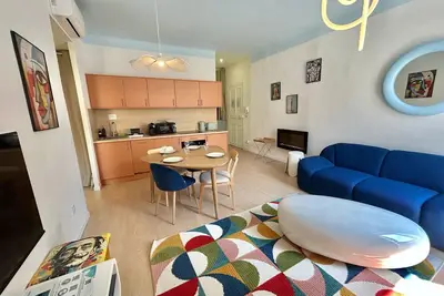 Image de Chez Laura & Thomas Charmant T3  Vieux Port/place aux Huiles