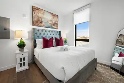 Image de Luxury 2br Next to the Airport 3261